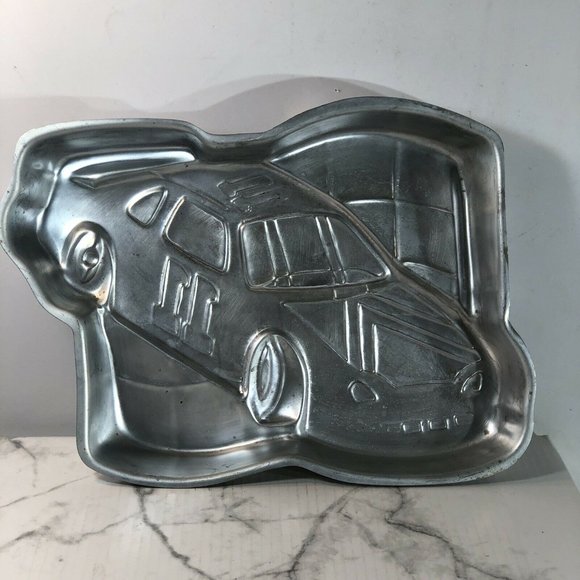 Vintage 1997 Wilton Cake Pan RACE CAR #11 Retired - Picture 4 of 7